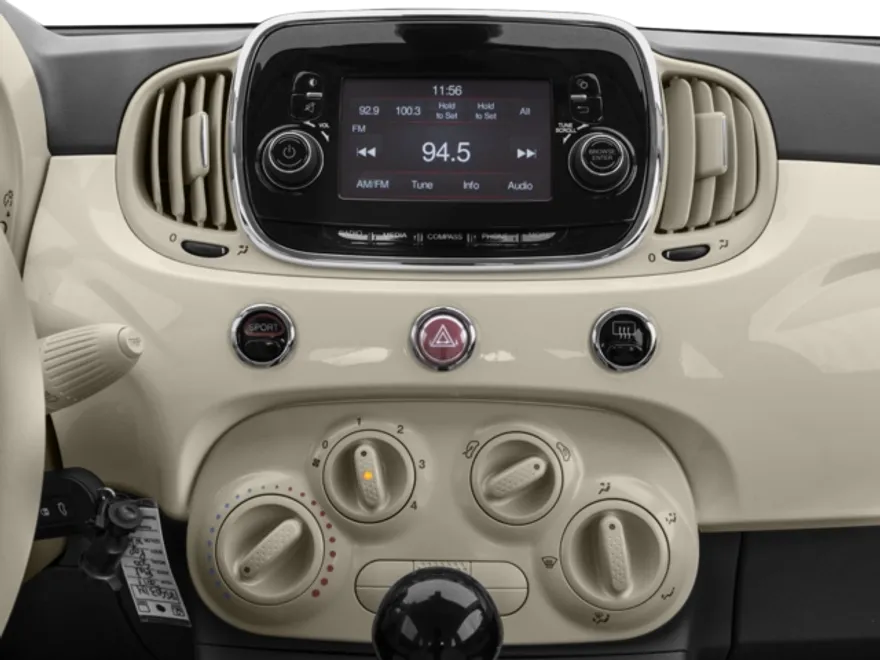 2017 Fiat 500 Pop photo 14