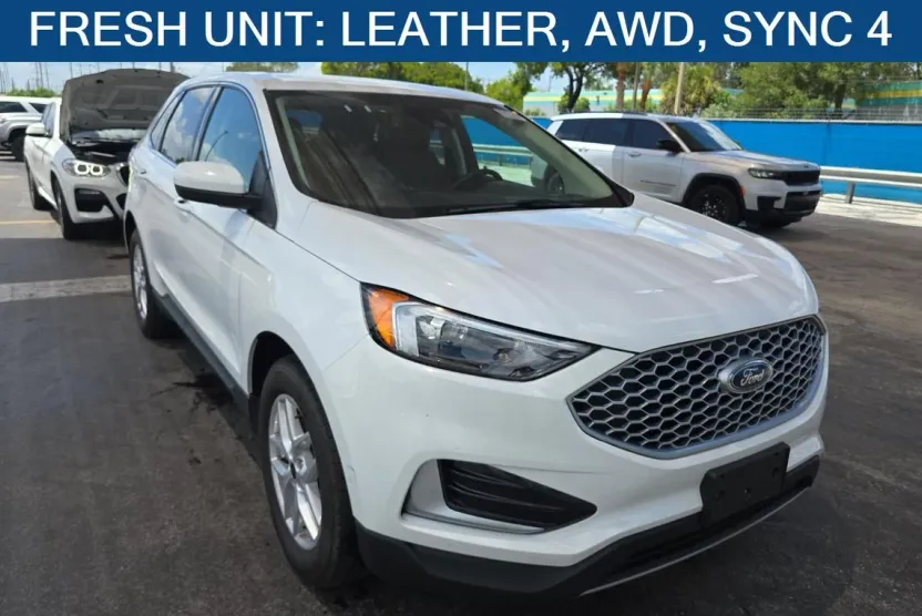 2024 Ford Edge SEL photo 1