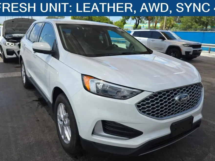 2024 Ford Edge SEL photo 1