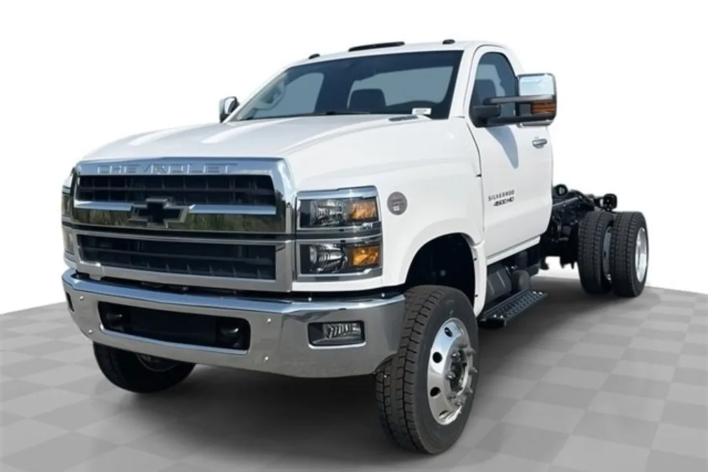 2024 Chevrolet Silverado 4500HD Work Truck photo 1