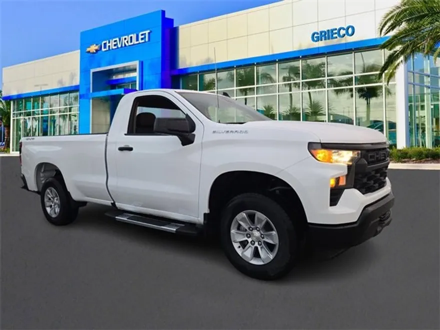 2025 Chevrolet Silverado 1500 photo 1