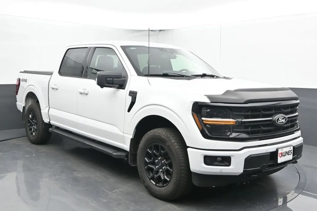 2024 Ford F-150 XLT photo 1