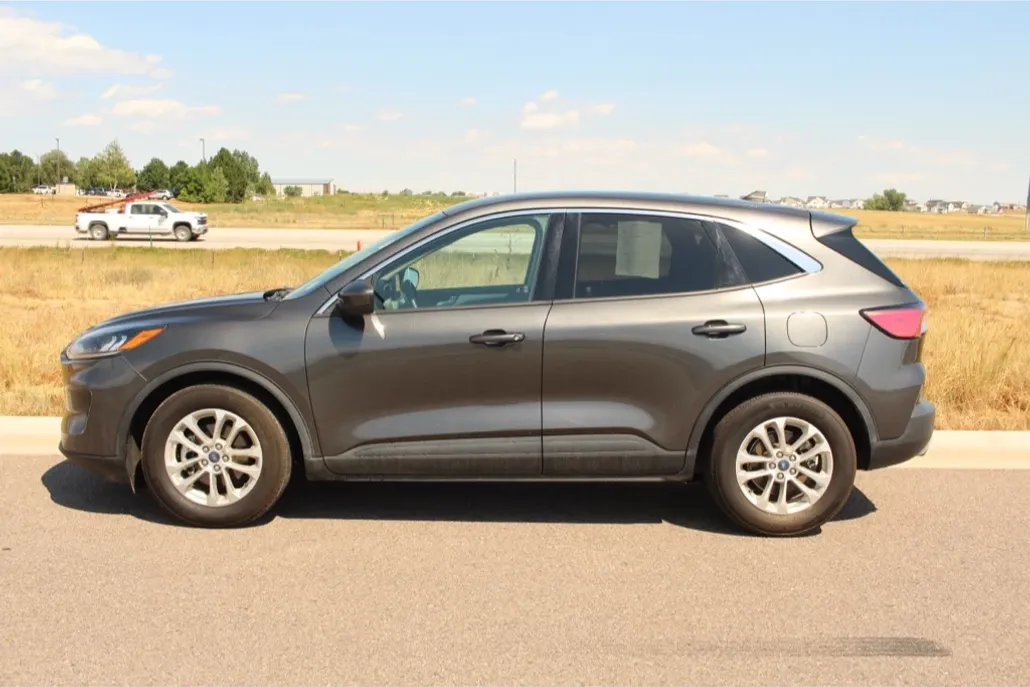 2020 Ford Escape SE photo 1