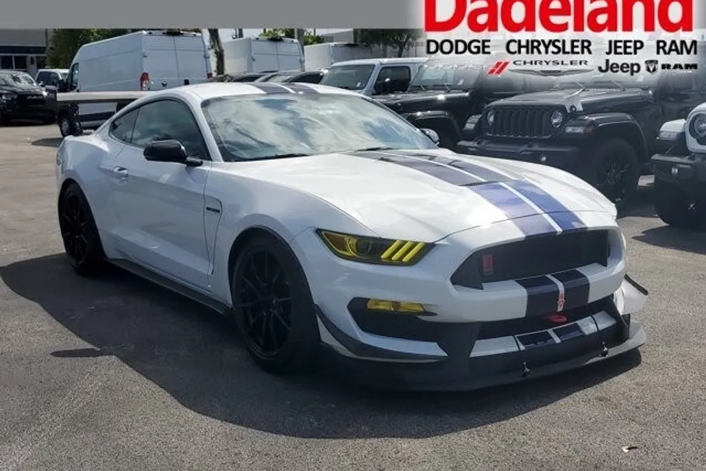 2020 Ford Mustang Shelby GT350 photo 1