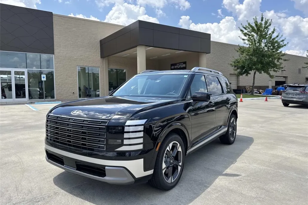 2026 Hyundai Palisade Limited photo 1