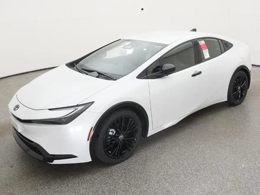 2026 Toyota Prius Prime photo 1