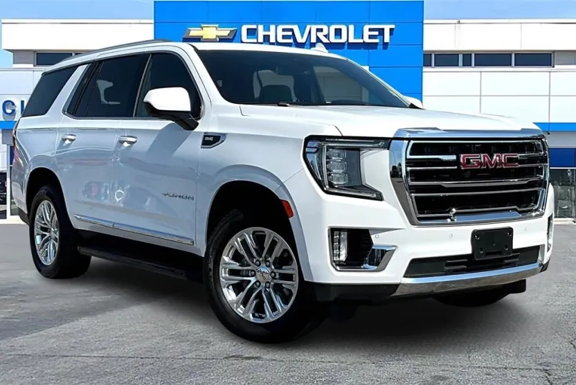 2024 Gmc Yukon SLT photo 1