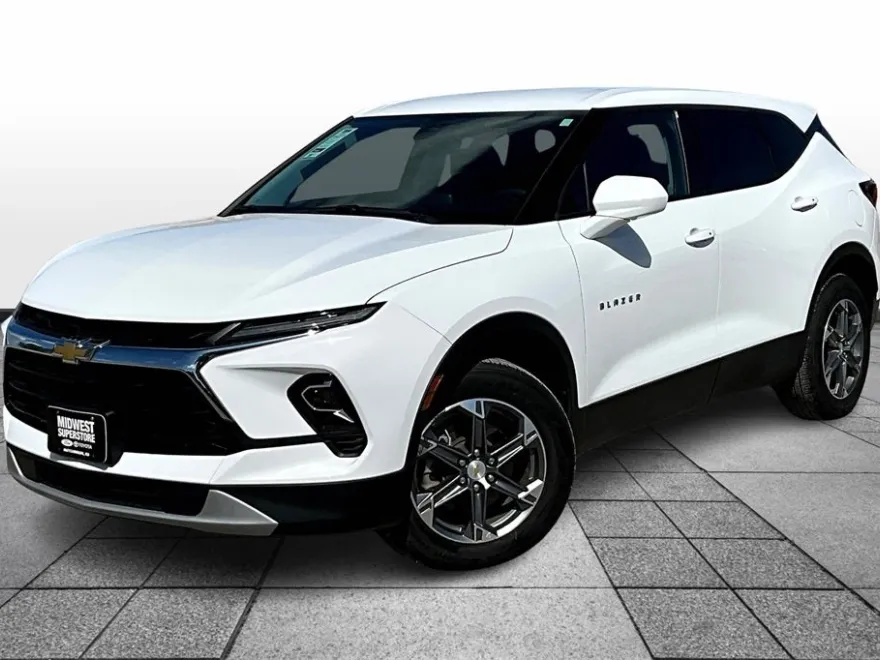 2023 Chevrolet Blazer 2LT photo 1