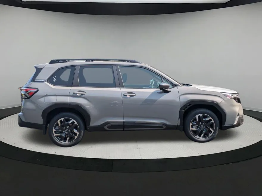 2025 Subaru Forester Limited photo 1