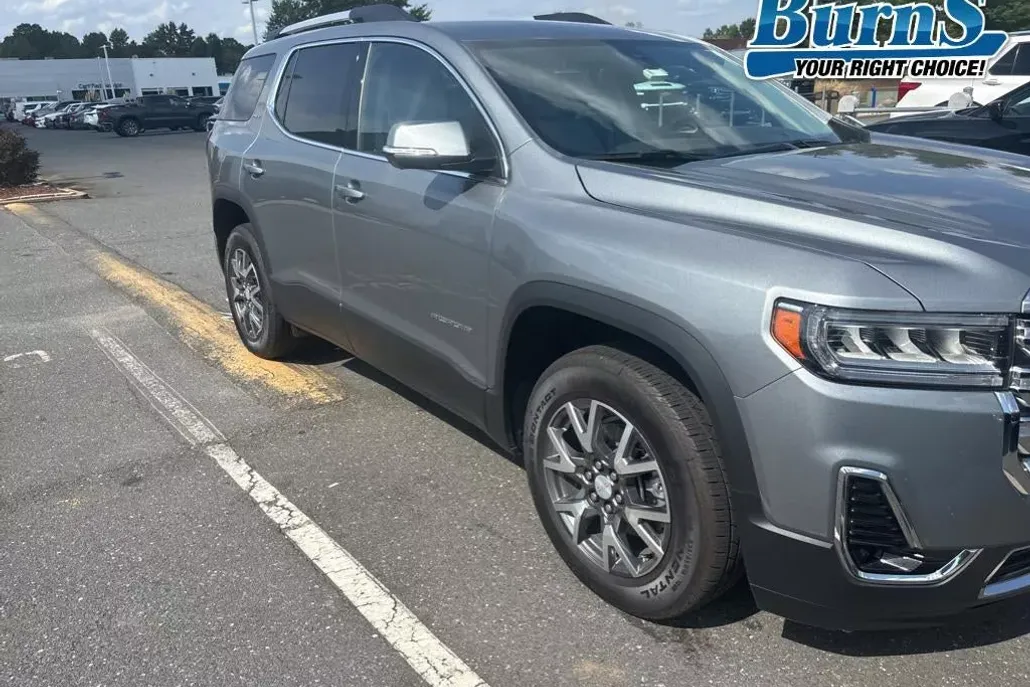 2023 Gmc Acadia SLT photo 1