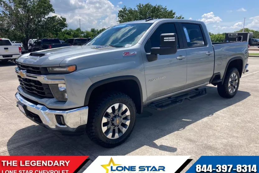 2024 Chevrolet Silverado 2500HD LT photo 1