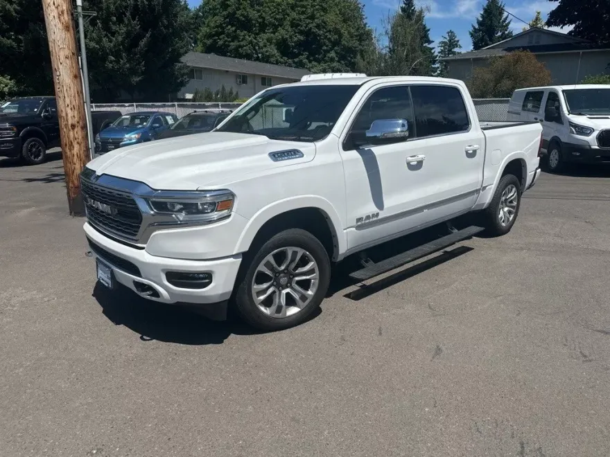 2023 Ram 1500 Limited photo 1