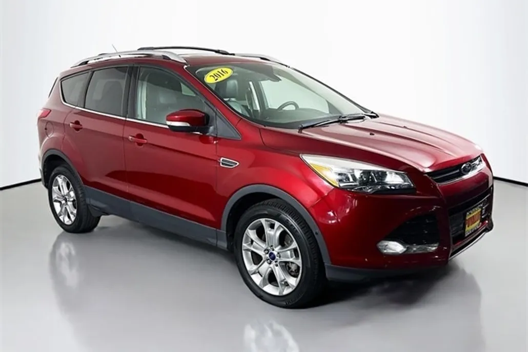 2016 Ford Escape Titanium photo 1