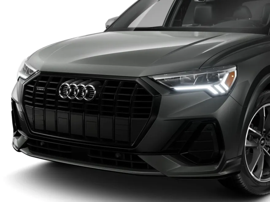 2025 Audi Q3 45 TFSI S line Premium photo 2