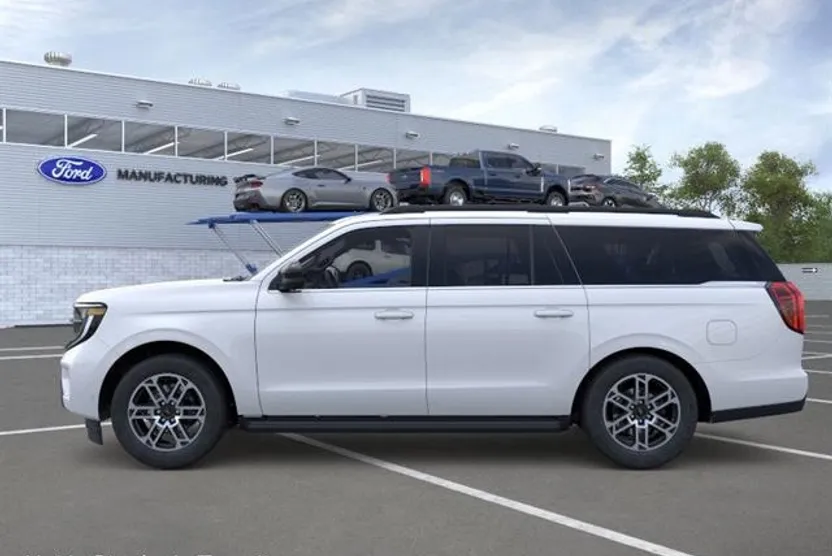 2025 Ford Expedition MAX photo 1
