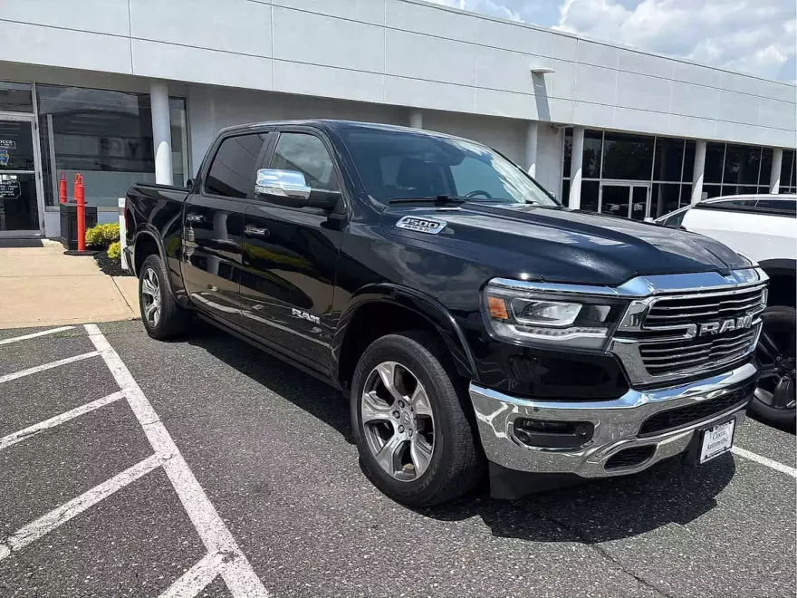 2020 Ram 1500 Laramie photo 1
