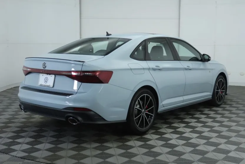 2026 Volkswagen Jetta GLI 2.0T Autobahn photo 1