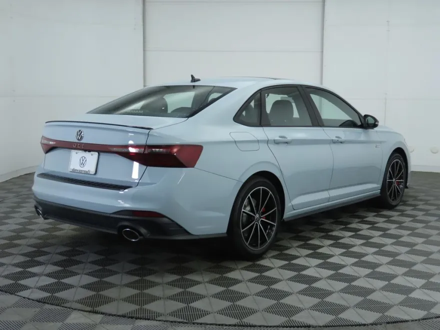 2026 Volkswagen Jetta GLI 2.0T Autobahn photo 1