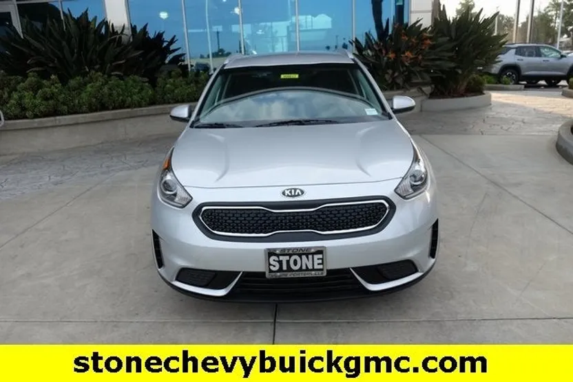 2019 Kia Niro LX photo 1