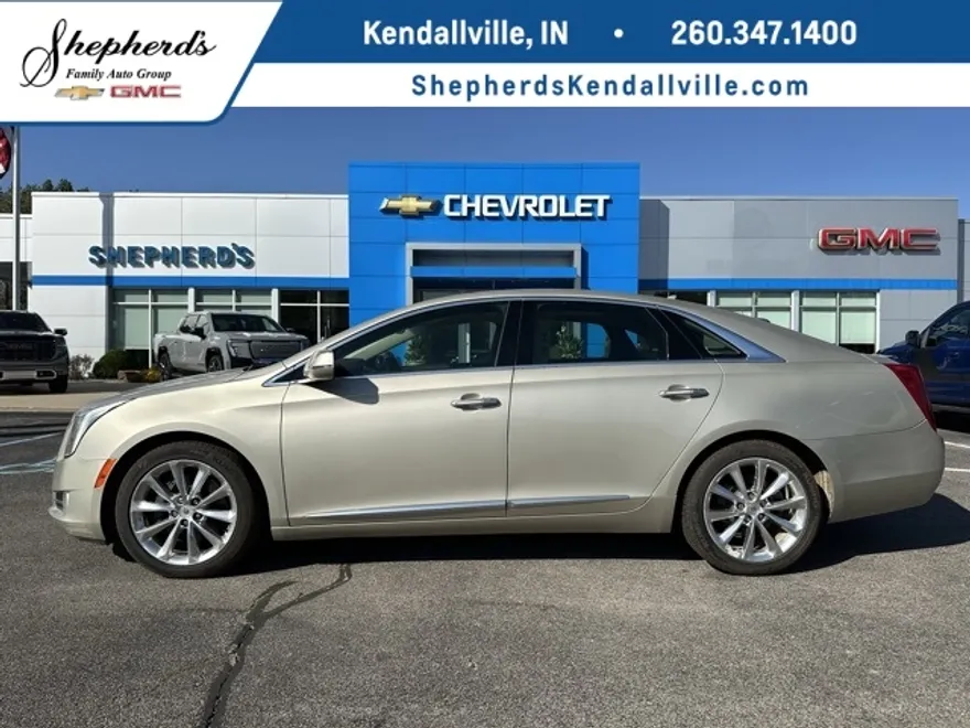 2013 Cadillac XTS Premium photo 1