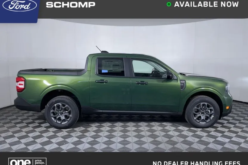 2025 Ford Maverick XLT photo 1