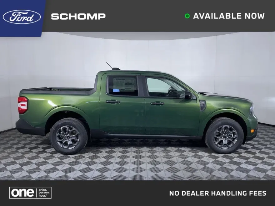 2025 Ford Maverick XLT photo 1