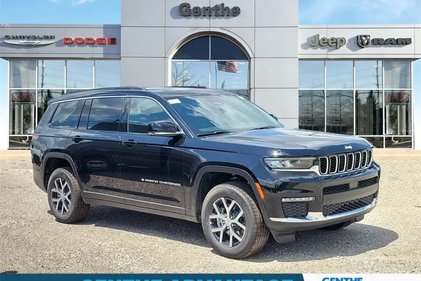 2024 Jeep Grand Cherokee Limited photo 1