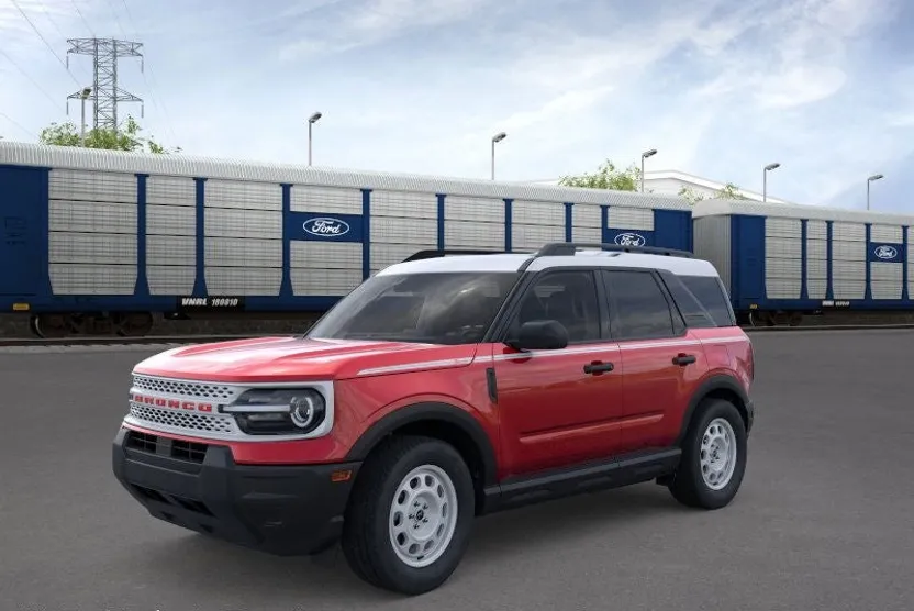 2025 Ford Bronco Sport Heritage photo 1