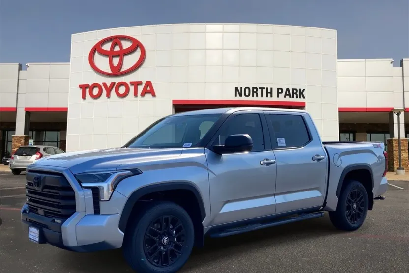 2026 Toyota Tundra SR5 photo 1