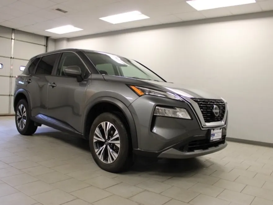 2023 Nissan Rogue SV photo 1
