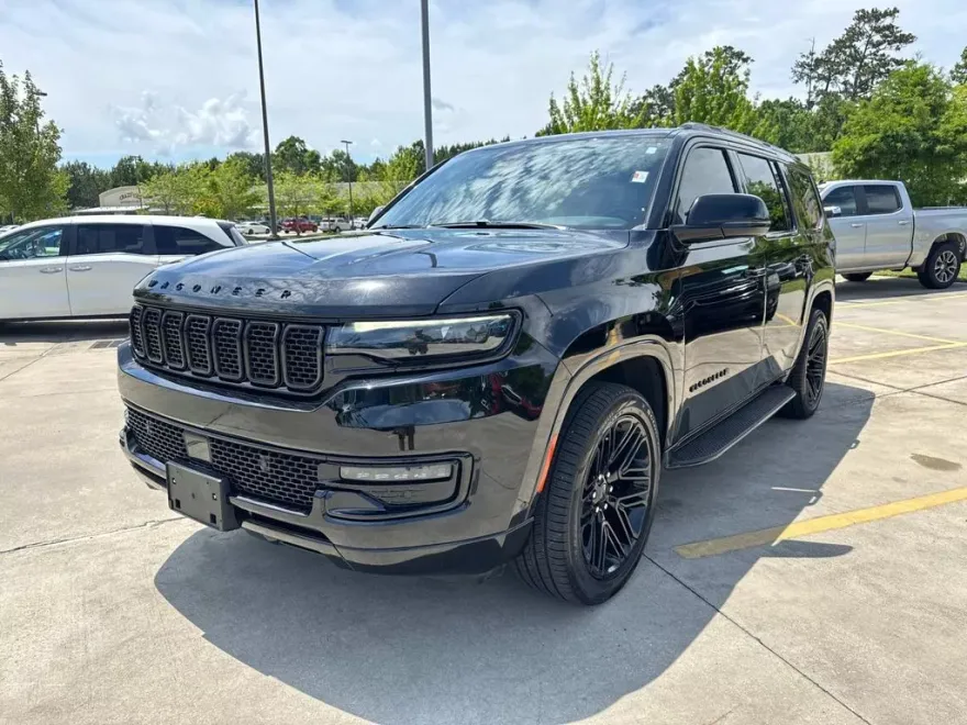 2023 Jeep Wagoneer Series II Carbide photo 1