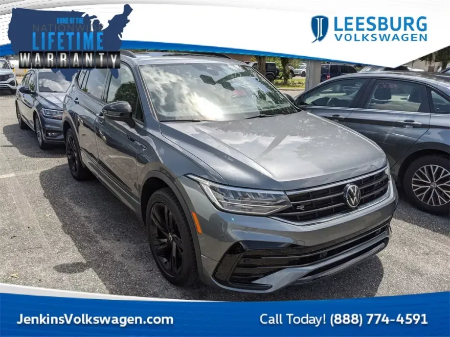 2023 Volkswagen Tiguan SE R-Line Black photo 1