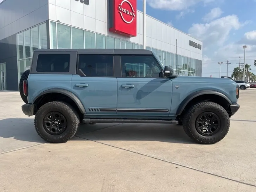 2021 Ford Bronco First Edition photo 1