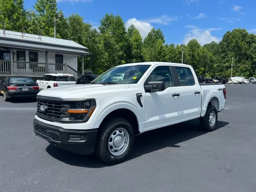 2025 Ford F-150 Lariat photo 1