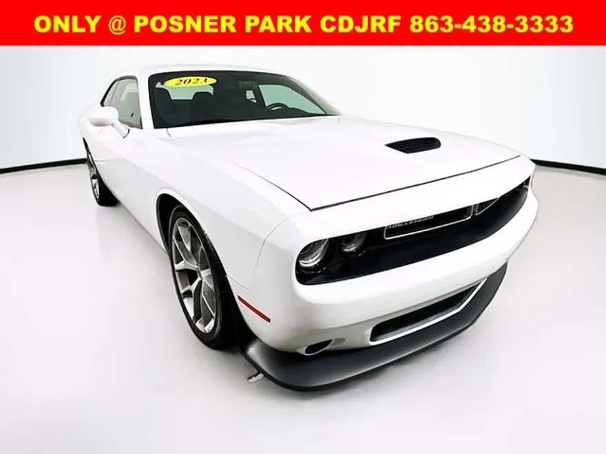 2023 Dodge Challenger GT photo 1