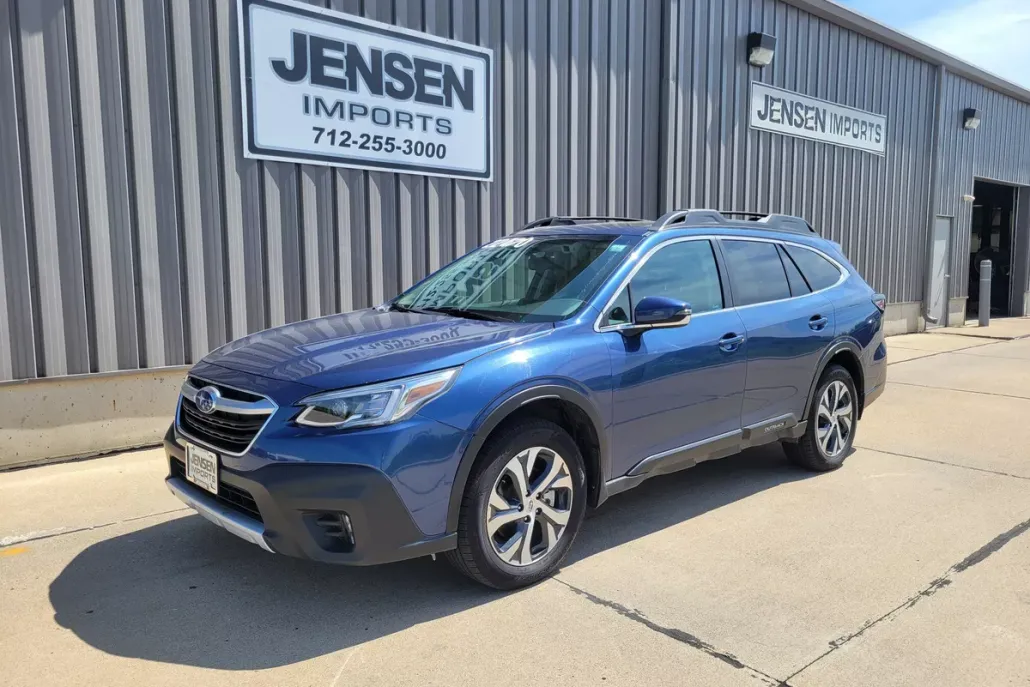 2021 Subaru Outback Limited photo 1