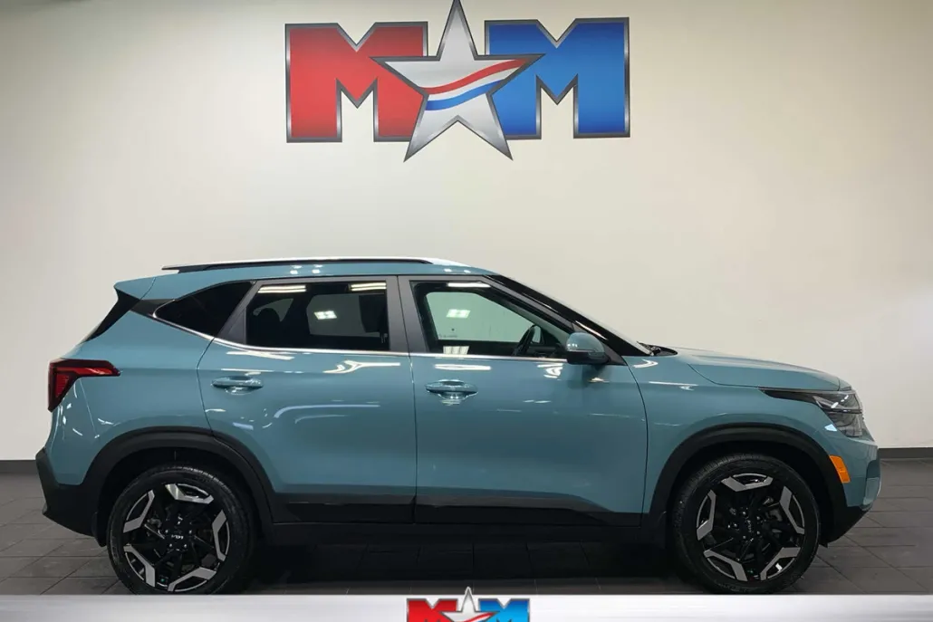 2024 Kia Seltos SX photo 1