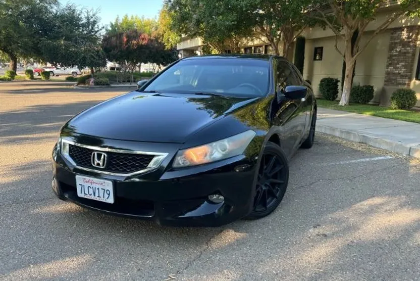 2010 Honda Accord EX-L photo 1