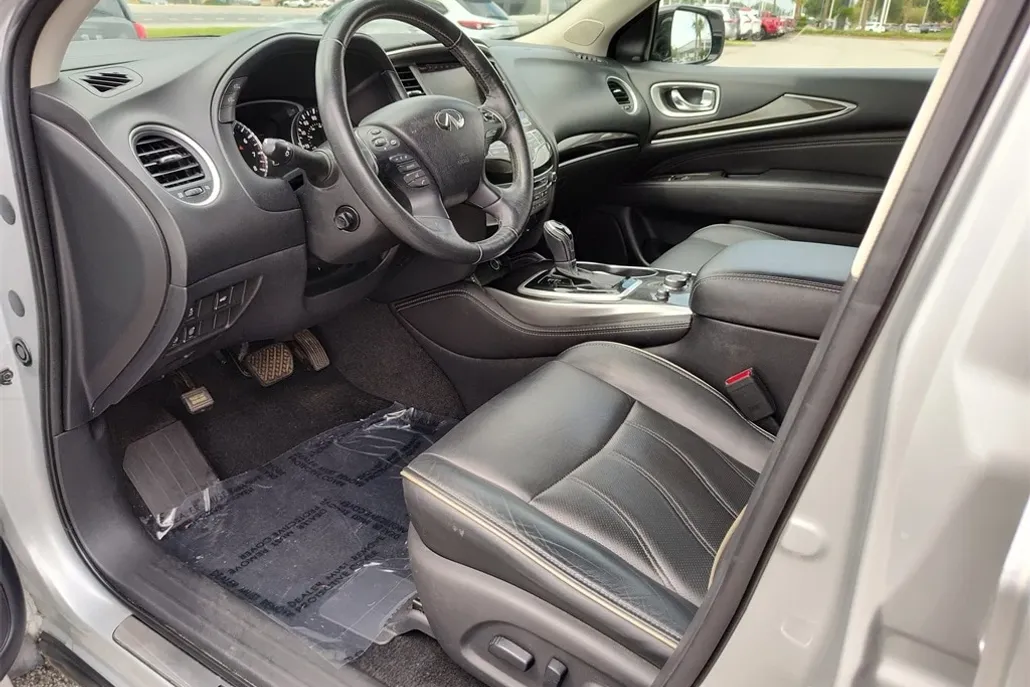 2019 Infiniti QX60 Luxe photo 1