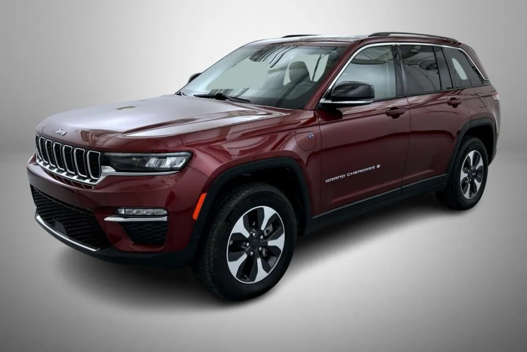 2023 Jeep Cherokee 4xe Sport photo 1