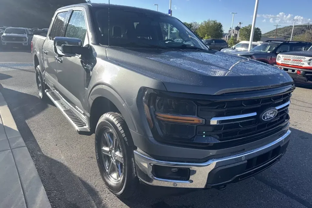 2024 Ford F-150 XLT photo 1