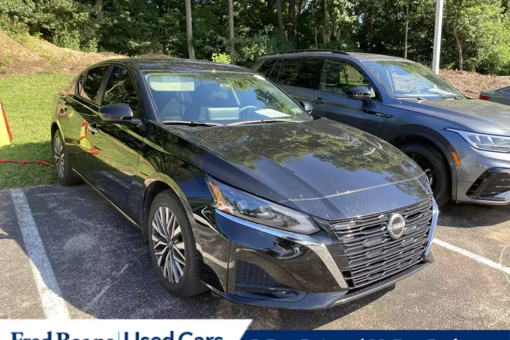 2023 Nissan Altima 2.5 SV photo 1