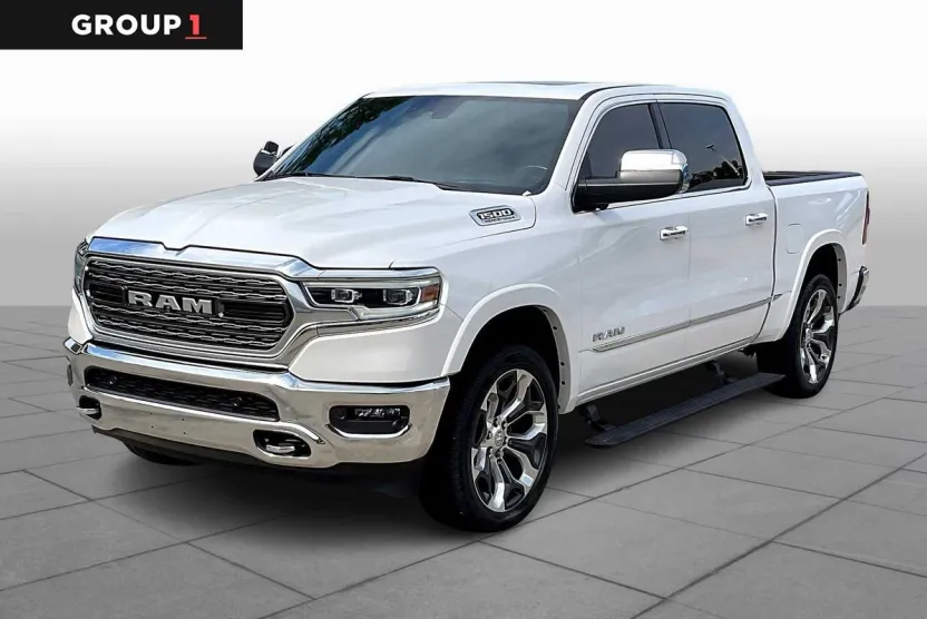 2022 Ram 1500 Limited photo 1