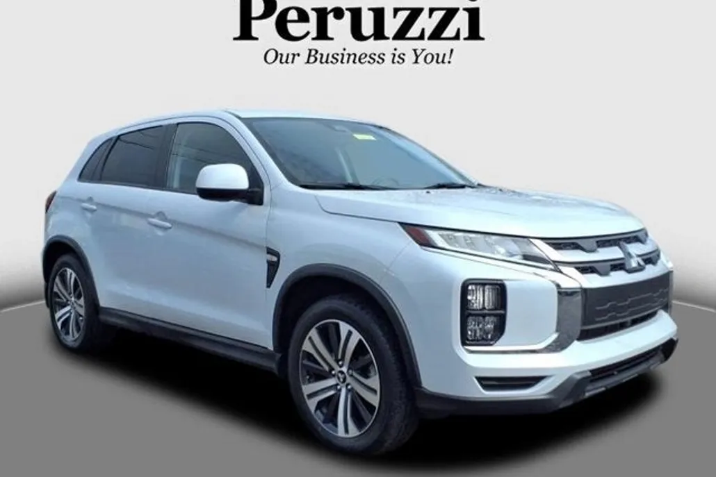 2022 Mitsubishi Outlander Sport ES photo 1