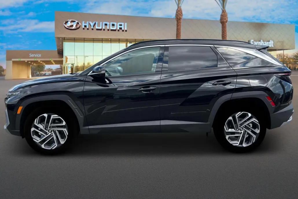 2025 Hyundai Tucson Limited photo 1