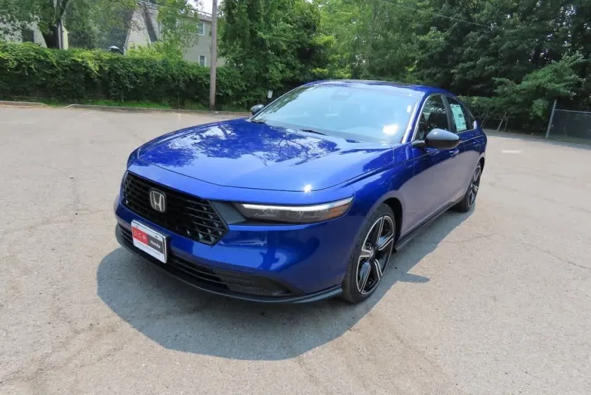 2025 Honda Accord Hybrid Sport photo 1