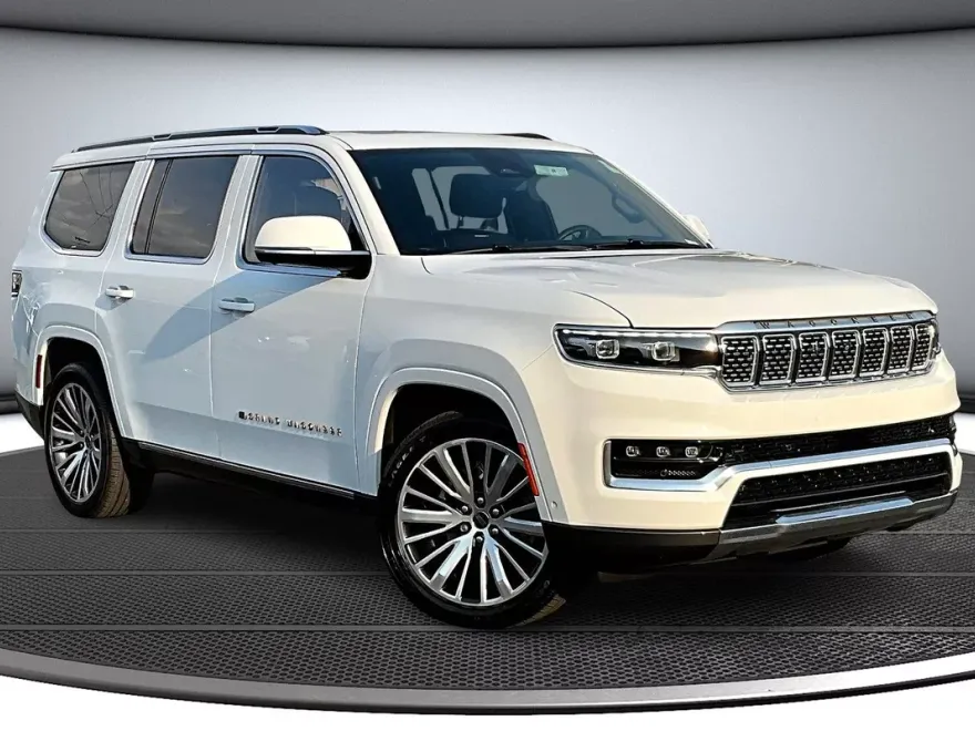 2022 Jeep Grand Wagoneer III photo 1