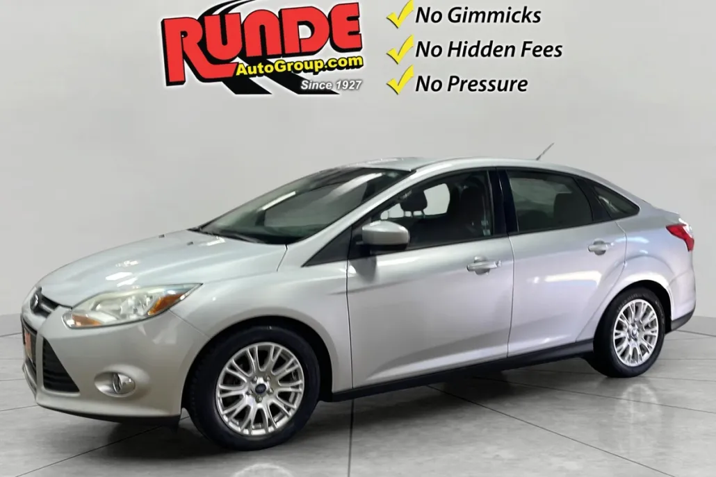 2012 Ford Focus SE photo 1