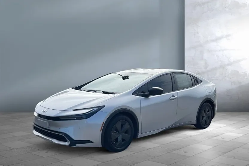 2023 Toyota Prius Prime SE photo 1