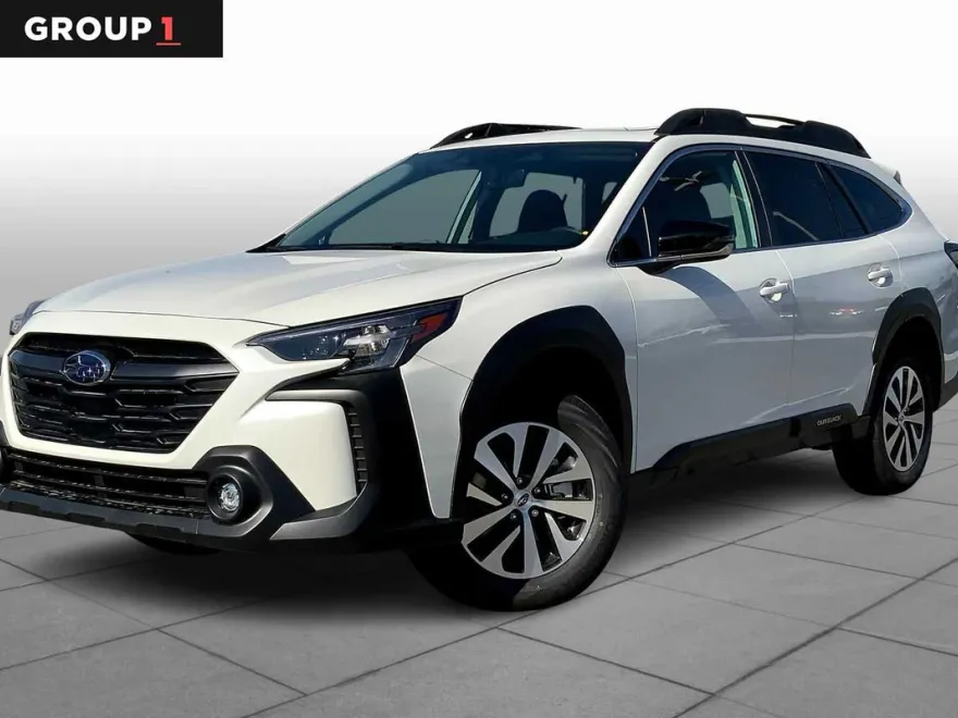 2025 Subaru Outback Premium photo 1